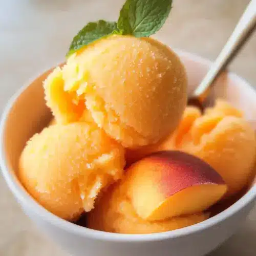 Perfekter Pfirsichsorbet